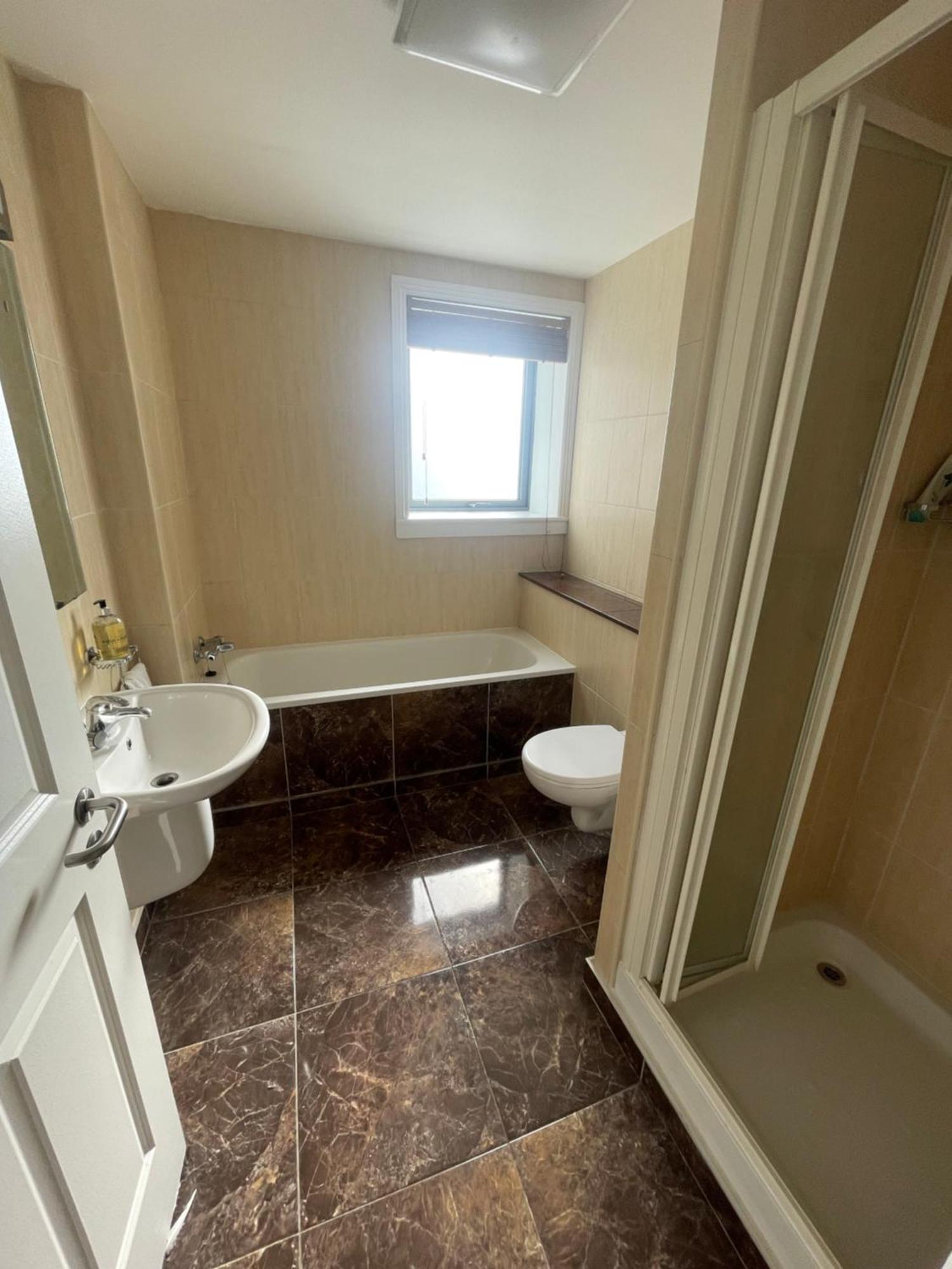 Fabulous And Sunny 2 Bed Apartment, In City Centre Cork Exterior photo